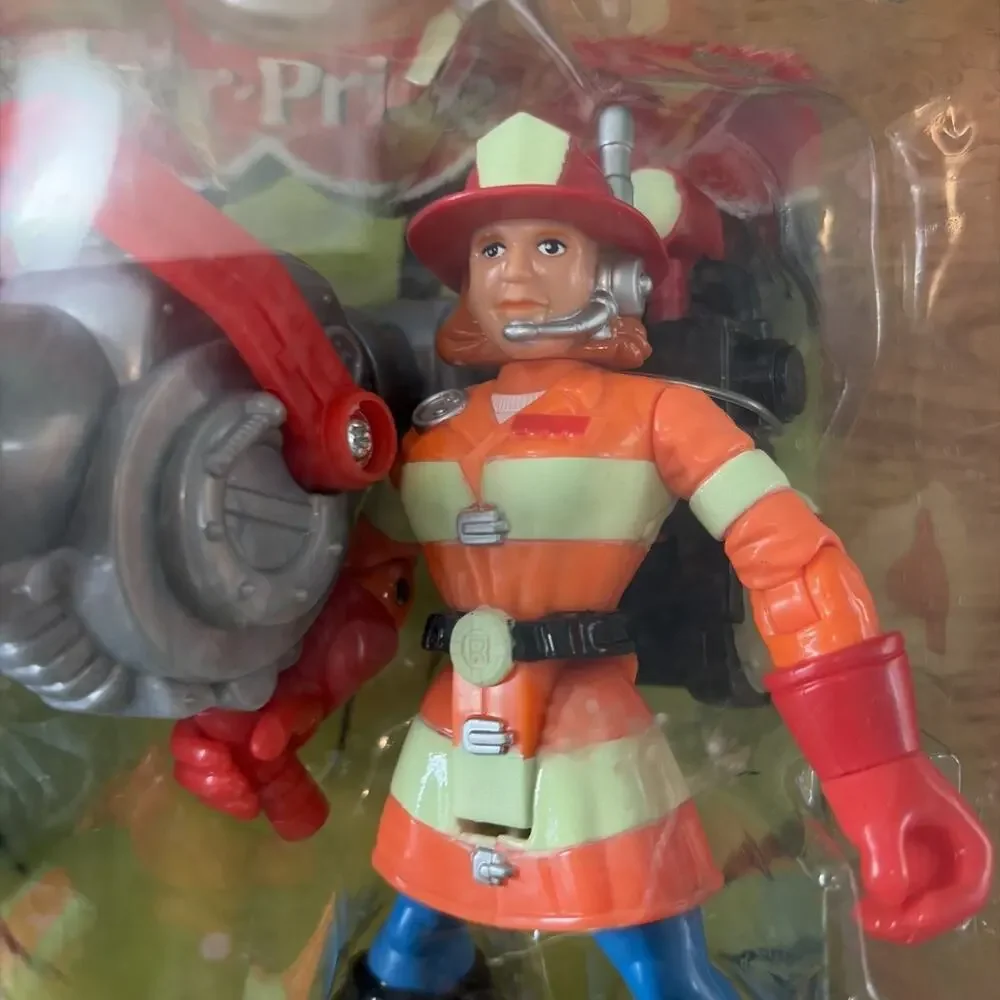 1999 Fisher-Price Rescue Heroes Wendy Waters Firefighter in Original Box